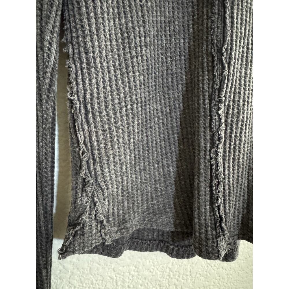 We The Free People Gray Waffle Knit Thermal Long Sleeve Medium Top #NE163 - Picture 10 of 15